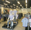 牛仔形象店面